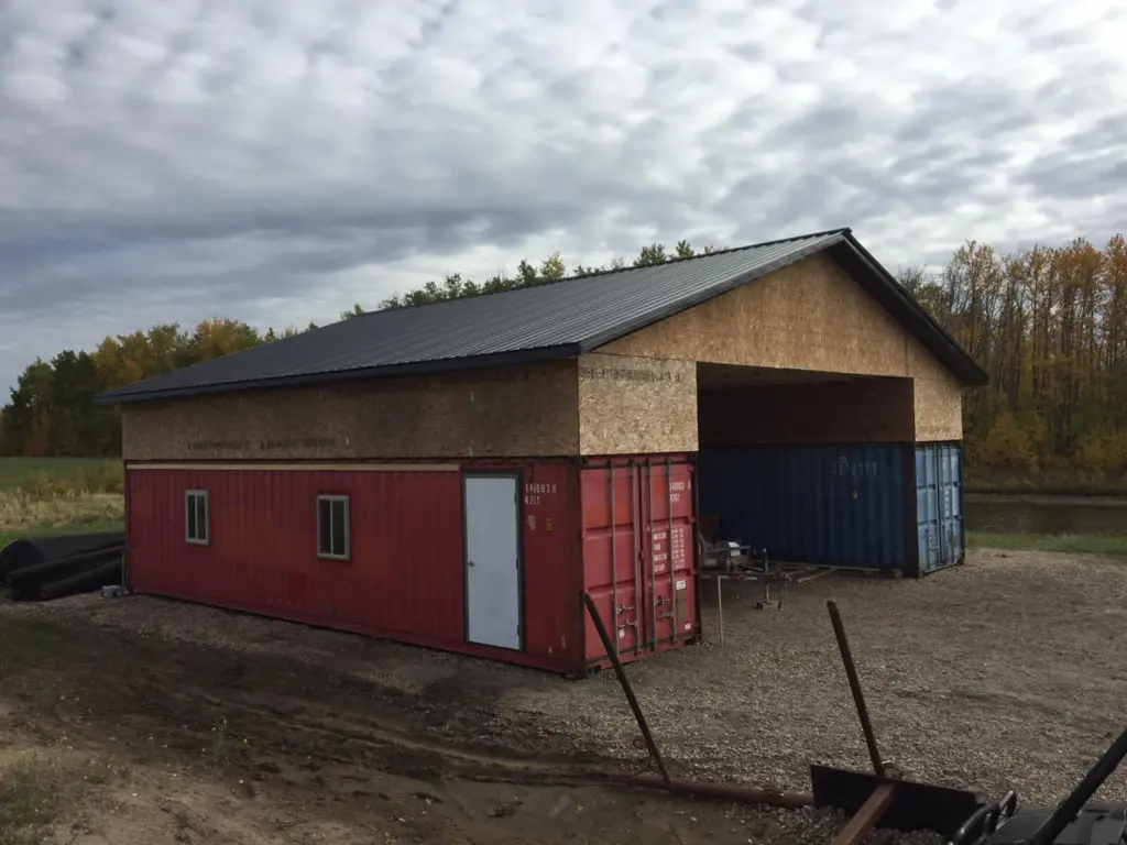 Shipping containers on a farm 8 | shipping containers for sale Shipping Containers On A Farm