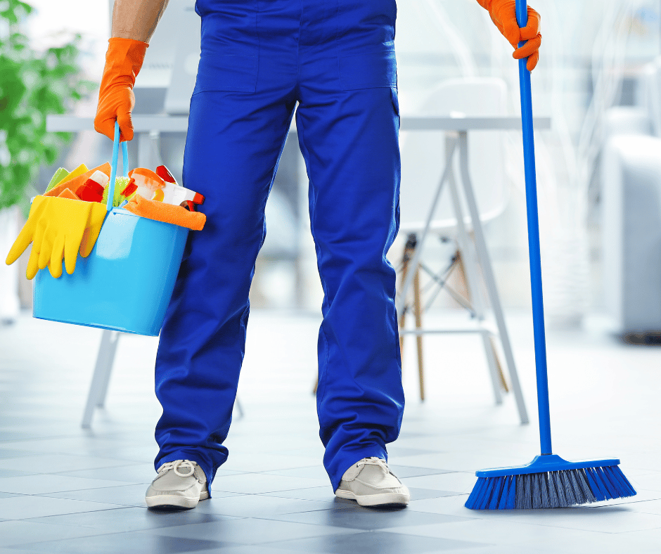 3 Easy Ways to Clean Your Shipping Container